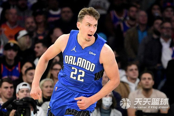 瓦兰丘纳斯 瓦兰丘纳斯